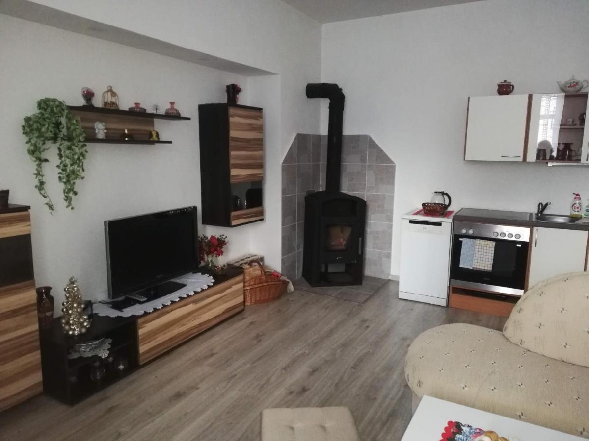 Apartman Petra Kovářská Eksteriør bilde