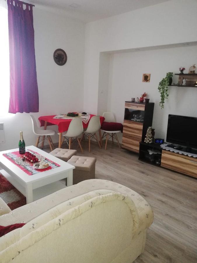 Apartman Petra Kovářská Eksteriør bilde